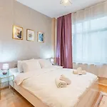 Modern In Fatih Near Historical Landmarks Appartamento *